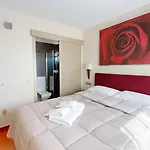 Elena Villa L'Ampolla